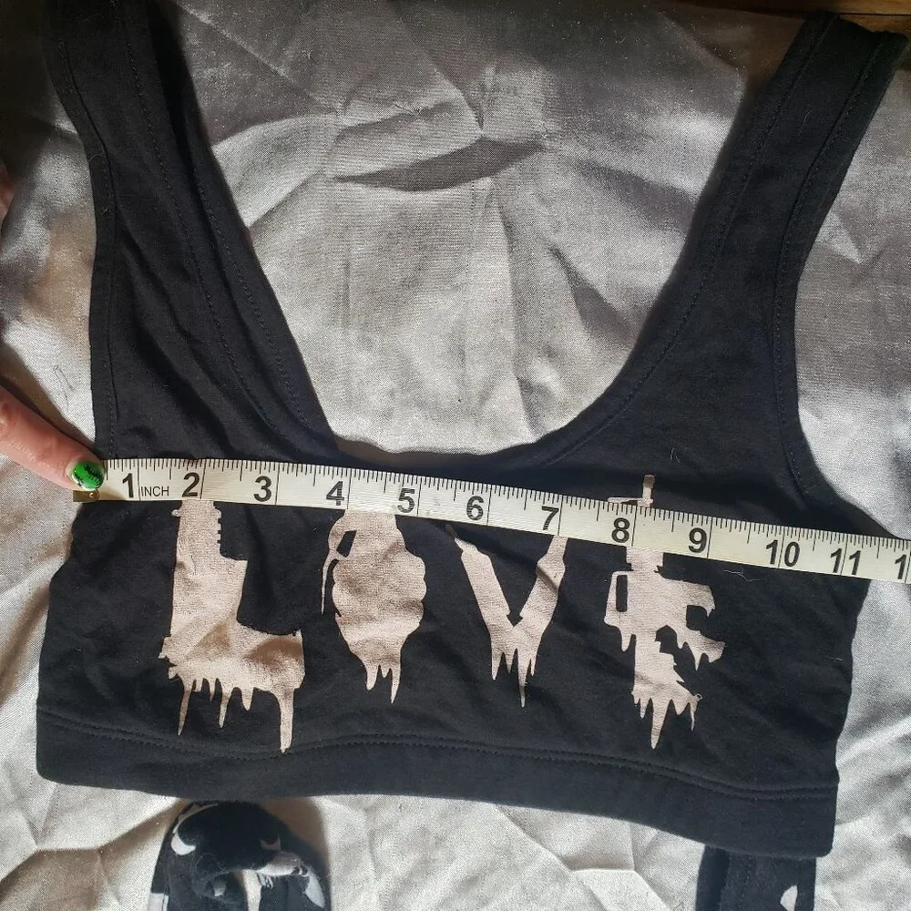 Blackheart and See You Monday Medium Sportsbra - Picture 4 of 7